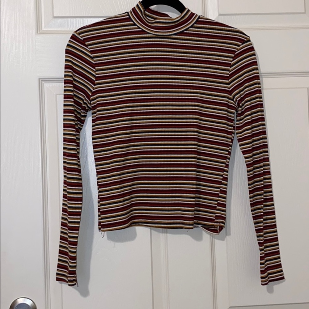Mock Neck Ribbed Crop Top